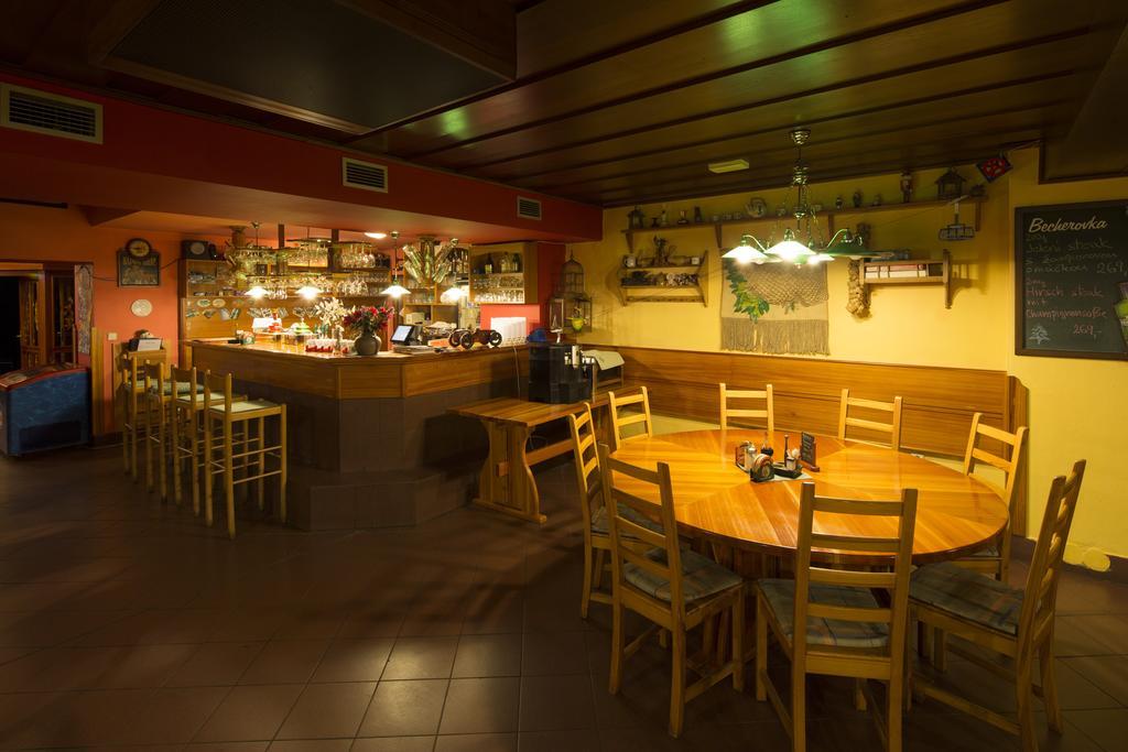 Pension & Restaurace Zeleny Mlyn Žacléř Eksteriør bilde